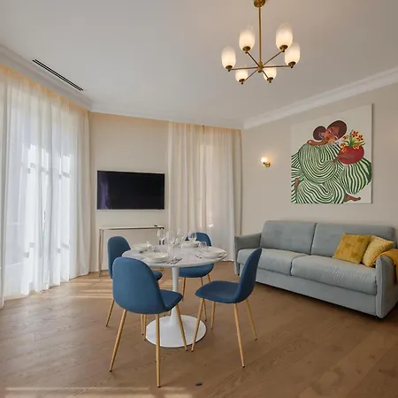 Apart-hotel 9 Alberti Centre