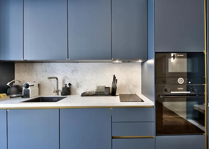 9 Alberti Centre 4* 니스