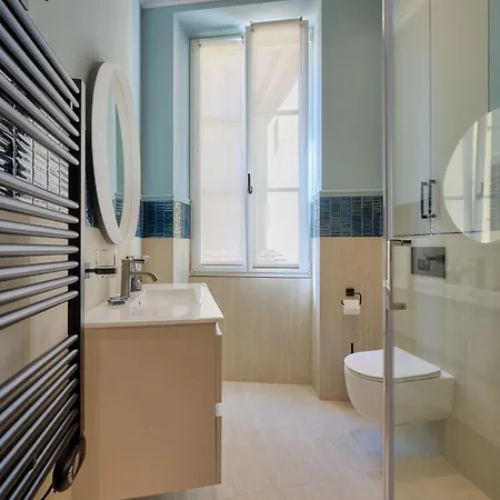 9 Alberti Centre 4* Nice