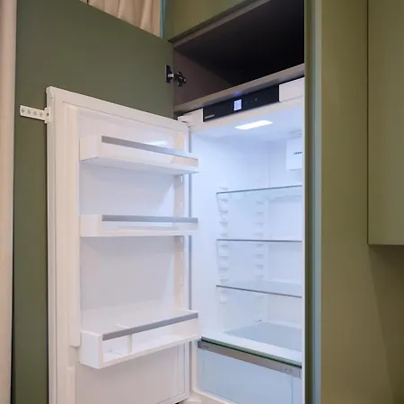 9 Alberti Centre 4* 니스