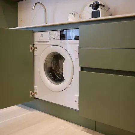 9 Alberti Centre Апарт-отель