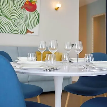 9 Alberti Centre Appart hôtel 4*