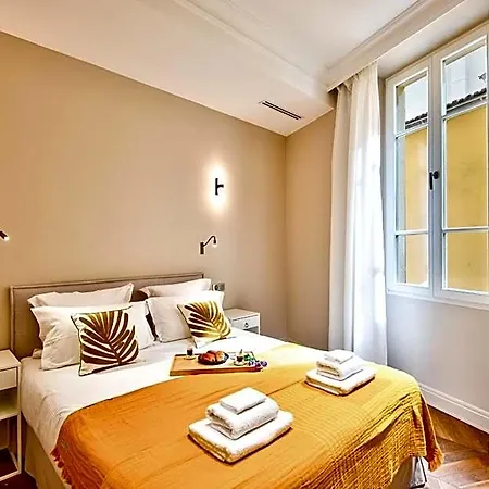Appart hôtel 9 Alberti Centre 4*
