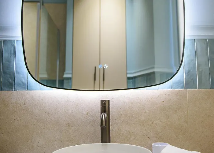9 Alberti Centre Aparthotel