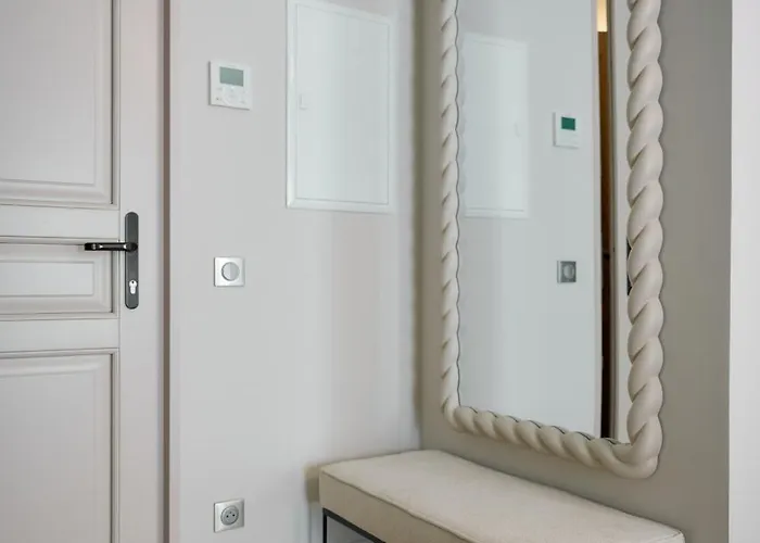 9 Alberti Centre Aparthotel