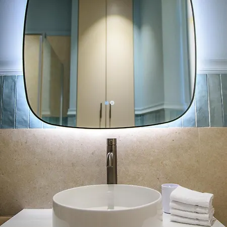 9 Alberti Centre Apartmanhotel