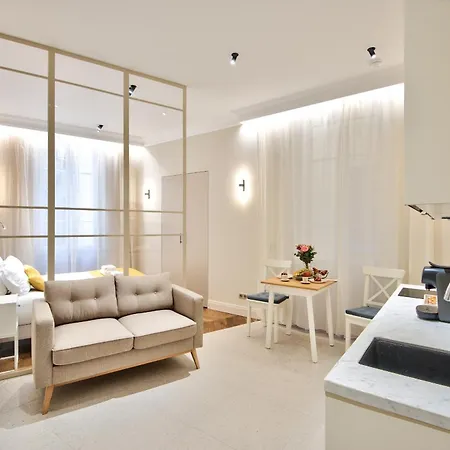 9 Alberti Centre Apartmanhotel