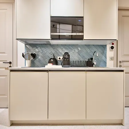 9 Alberti Centre Apartmanhotel Nizza