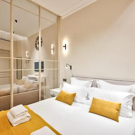 9 Alberti Centre 4* Nizza