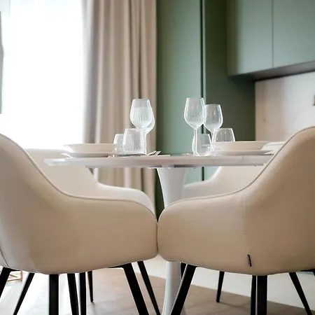 9 Alberti Centre Nizza