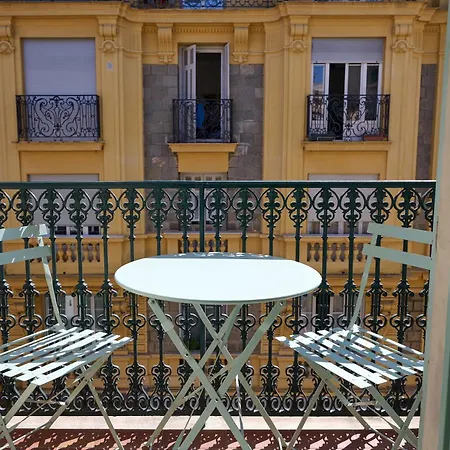 9 Alberti Centre Nizza